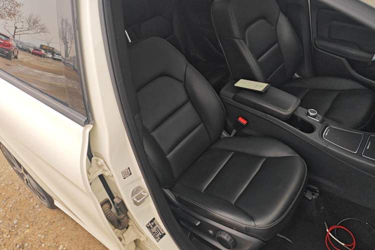 Used Mercedes-Benz B-Class 2015 B 200 Luxury Model