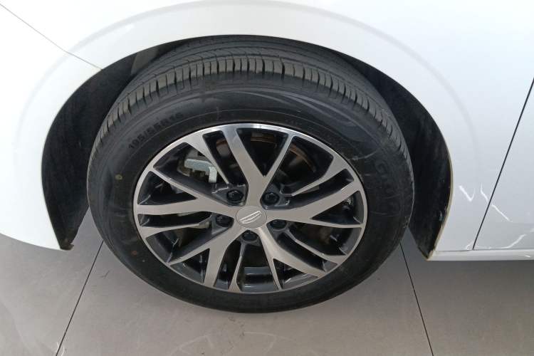 Used Geely Auto Emgrand 2025 4th Generation 1.5L CVT Longteng Edition
