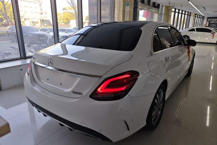 Used Mercedes-Benz C-Class 2021 C 200 L Fashion Edition Sport Version
