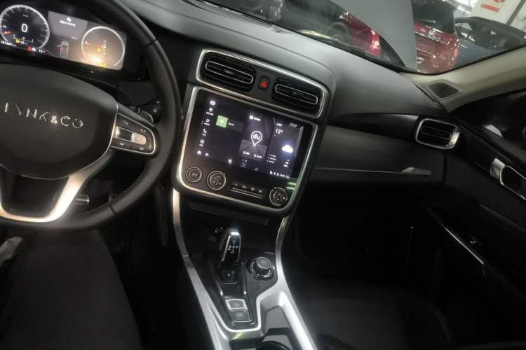 Used Lynk & Co 01 EM-P 2018 1.5T PHEV JingPro National Emission Standard V
