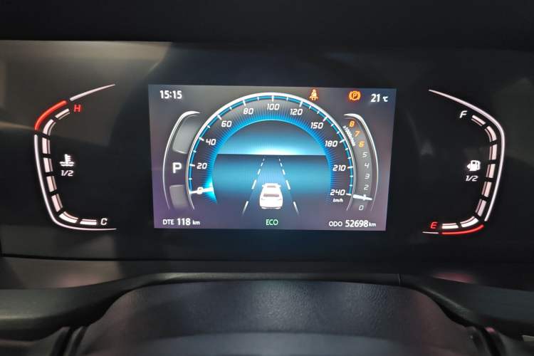 Used Changan CS75 PLUS 2021 1.5T Automatic Luxury Version
