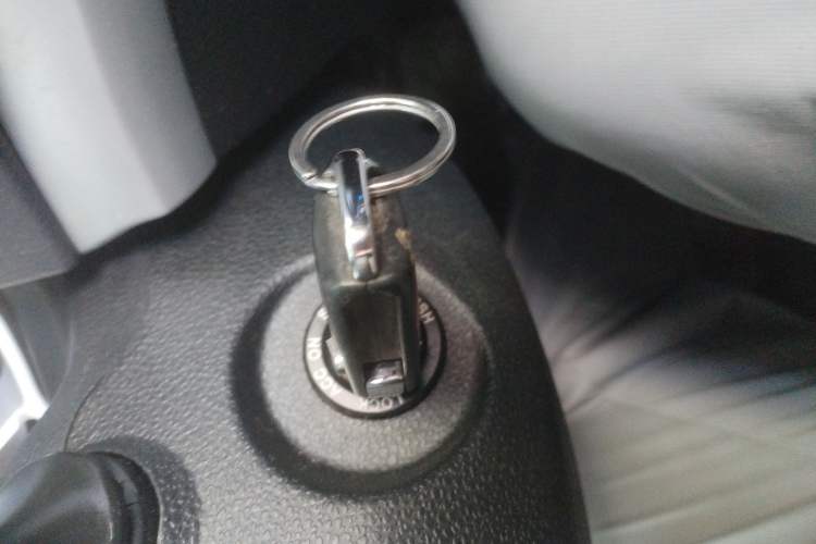 Used  Refine S3 2016 1.5L Manual Luxury Smart Version
