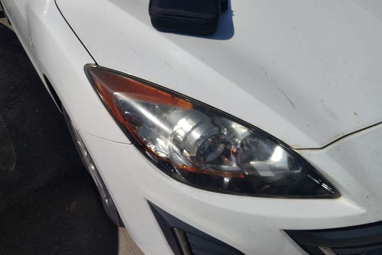 Used Mazda Mazda 3 2015 Sedan 1.6L Automatic Elite Model