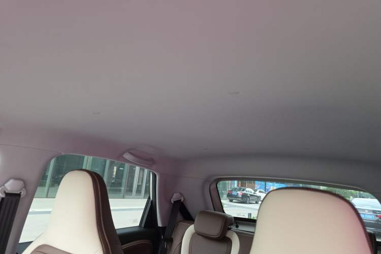 Used Wuling Bingo 2023 333 km Lingxi Connected Version
