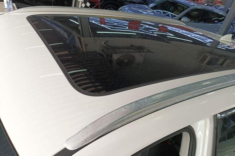 Used Hongqi HS5 2022 Revised Version 2.0T Smart Connect Flagship Edition
