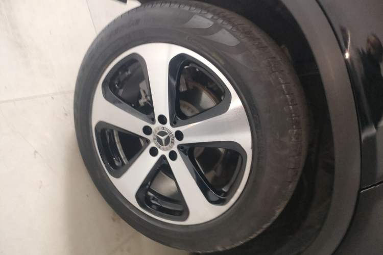 Used Mercedes-Benz GLC 2018 GLC 260 4MATIC Luxury Model