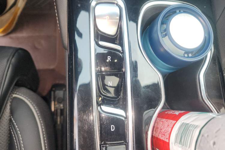 Used Buick Envision 2022 Encore Plus 652T Five-Seat Luxury Model
