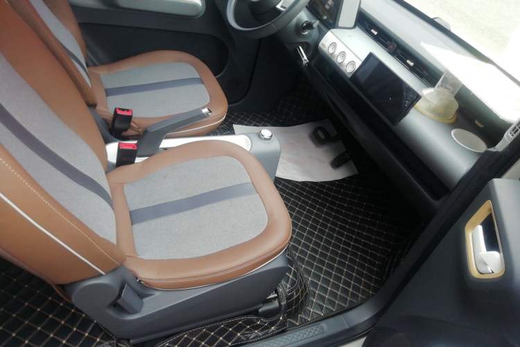 Used Wuling Hongguang MINIEV 2022 GAMEBOY 200km Gaming Edition with Lithium Iron Phosphate