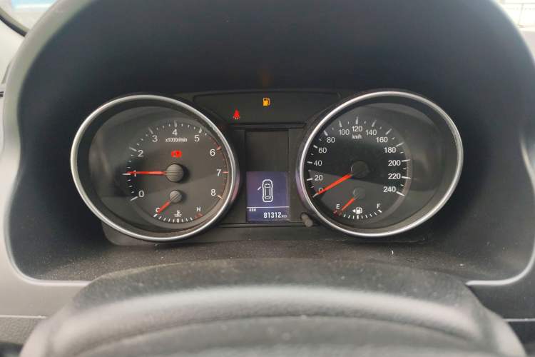 Used Haval H6 2016 Upgraded Model 1.5T Manual Two-Wheel Drive Urban Version
