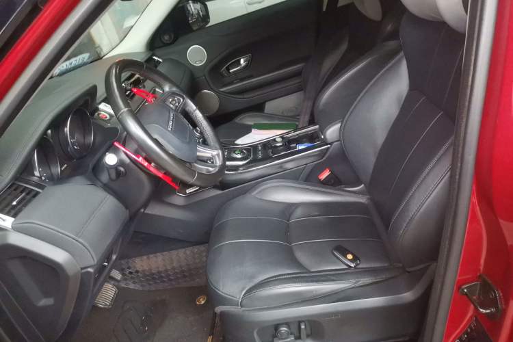 Used Land Rover Range Rover Evoque 2018 240 PS SE Smart Brilliance Edition
