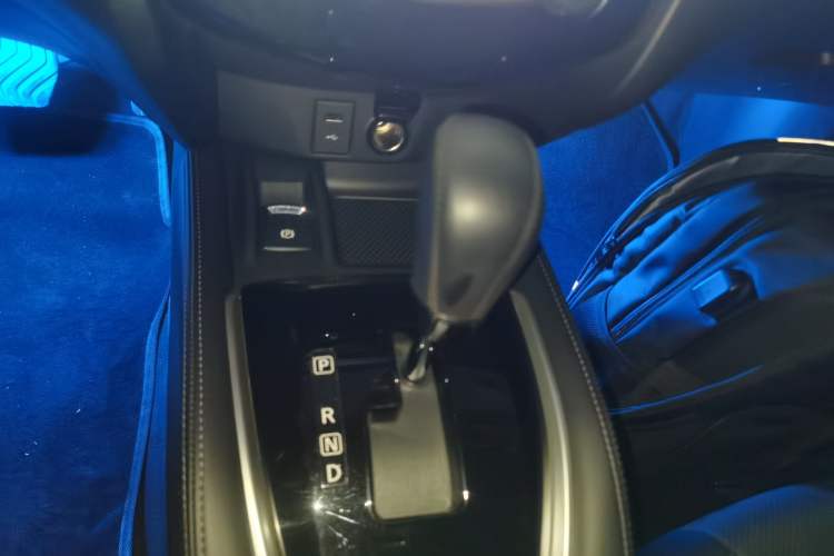 Used Nissan X-Trail 2023 Classic 2.0L Two-Wheel Drive Smart Connect Premium Edition