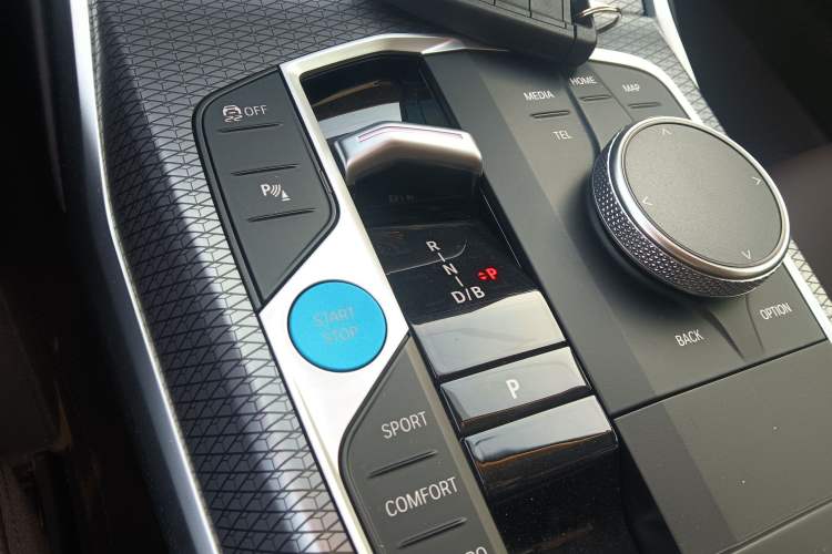 Used BMW i3 2023 eDrive 40 L Midnight Edition
