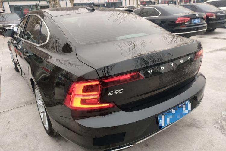 Used Volvo S90 2018 T4 Zhiyuan Edition