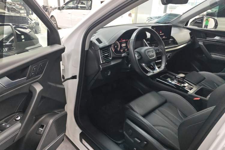 Used Audi Q5L 2022 Updated 45T Luxury Dynamic Version