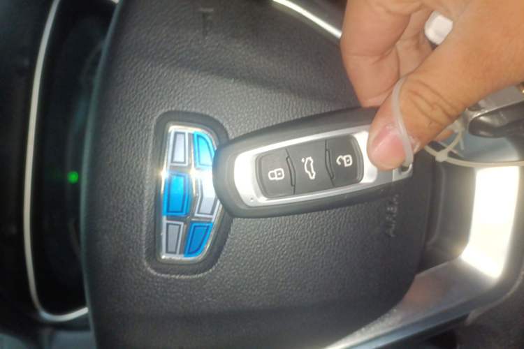 Used Geely Auto Vision X6 2018 1.4T CVT 4G Connected Luxury Version