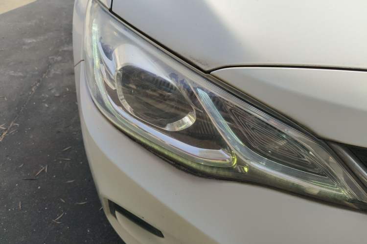 TDK.VehicleDetails.img