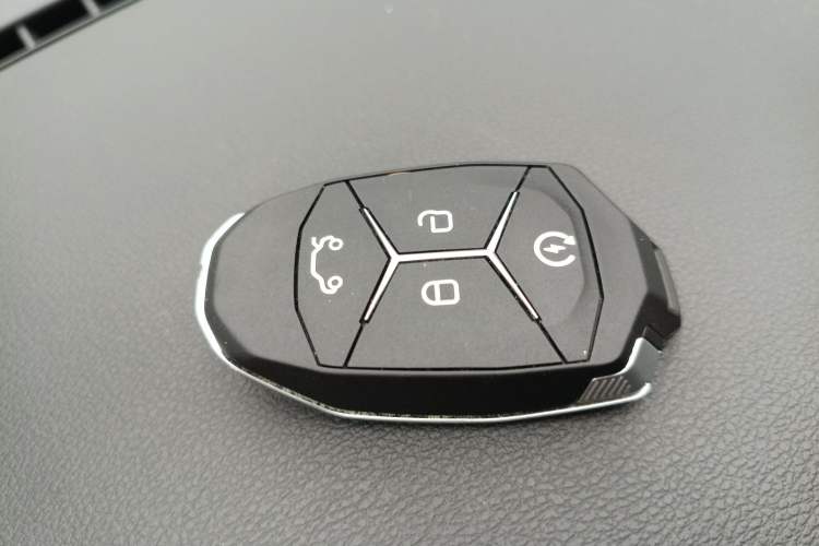 Used Lynk & Co 01 2019 2.0T Two-Wheel-Drive Version China VI Standard