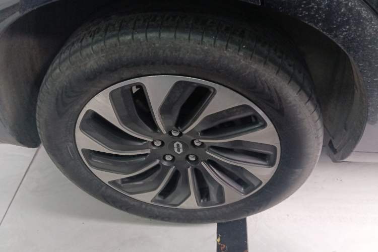 Used Hima AITO M7 2024 1.5T Rear-Drive Plus Version 5 Seats
