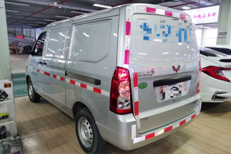 Used Wuling Rongguang S 2021 1.2L Base Model Window-Sealed 2-Seat LSI Car
