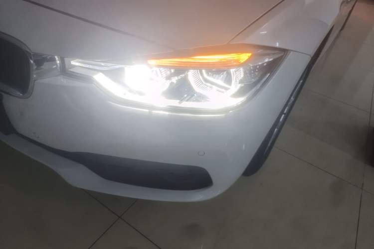 Used BMW 3 Series 2016 316i Fashion Model