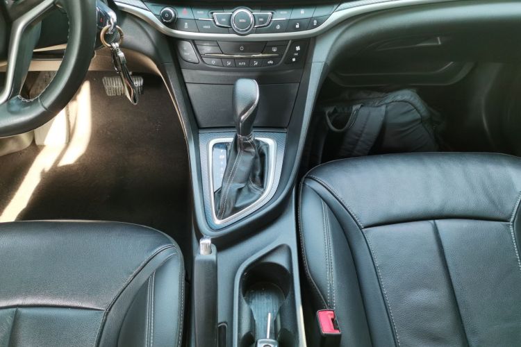 Used Buick GT 2019 18T Automatic Connected Elite Model China VI Standard