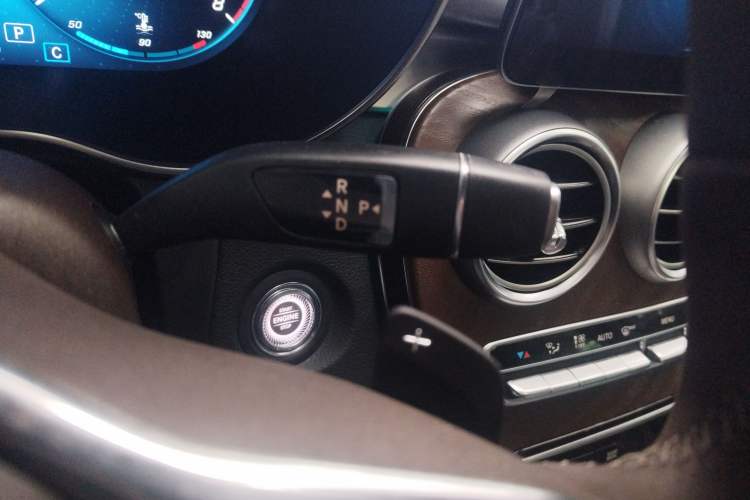 Used Mercedes-Benz GLC 2020 GLC 300 L 4MATIC Dynamic Edition