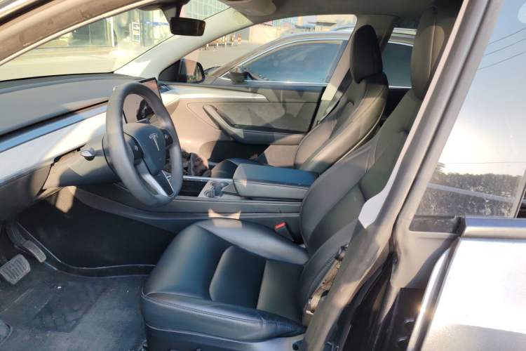 Used Tesla Model Y 2024 Rear-Wheel-Drive Version