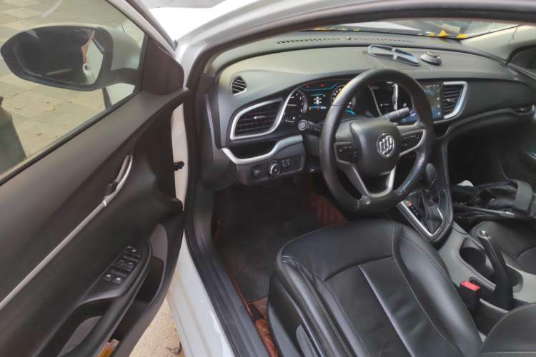 Used Buick GT 2018 18T Automatic Elite Model
