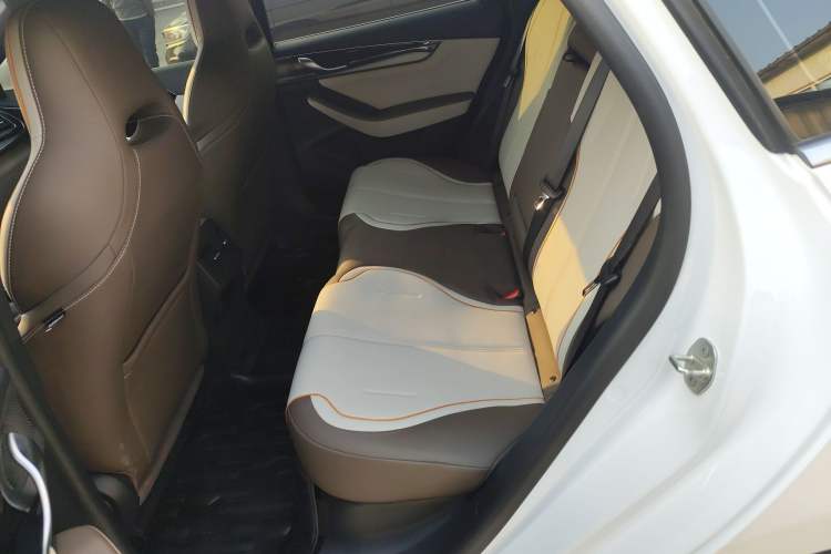 Used BYD Qin PLUS 2023 Champion Edition DM-i 120KM Leading Model
