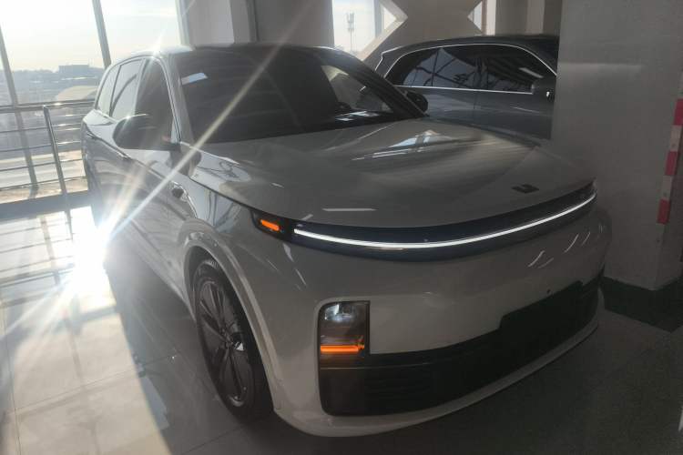 Used Li Auto L7 2024 Pro Model
