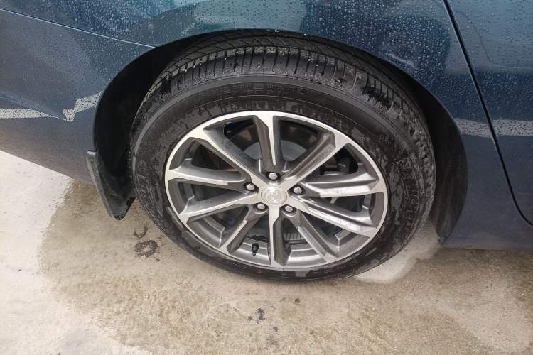 Used Buick LaCrosse 2022 652T Luxury Version