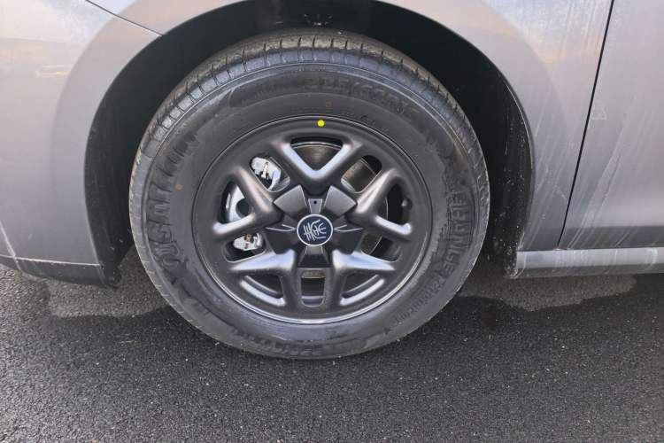 Used BYD Qin PLUS 2025 DM-i Smart Drive 55KM Leading Model
