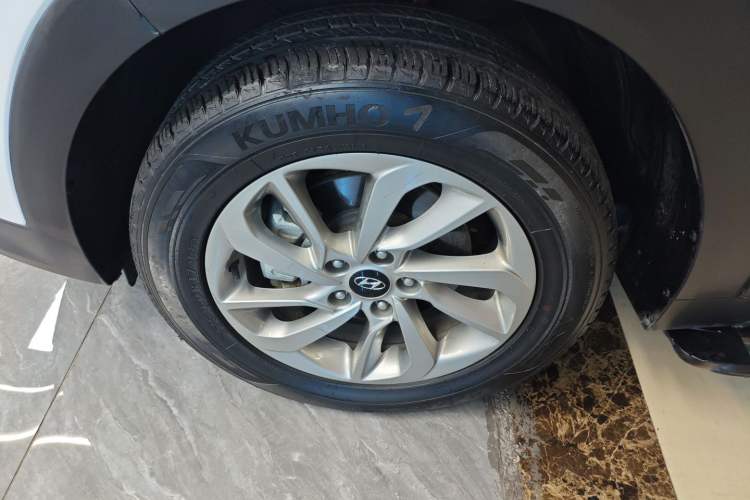 Used Hyundai Tucson 2018 1.6T Dual-Clutch Two-Wheel Drive 15th Anniversary Special Edition