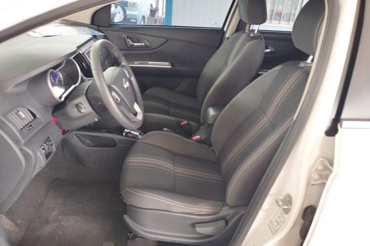 Used Dongfeng Aeolus AX3 2016 1.5L Automatic Shangkue Model
