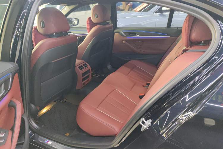 Used BMW 5 Series 2023 530Li Leading Model M Sport Package
