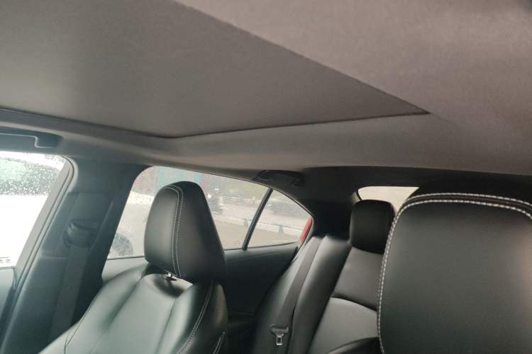 Used Toyota Levin 2021 185T CVT Luxury Edition
