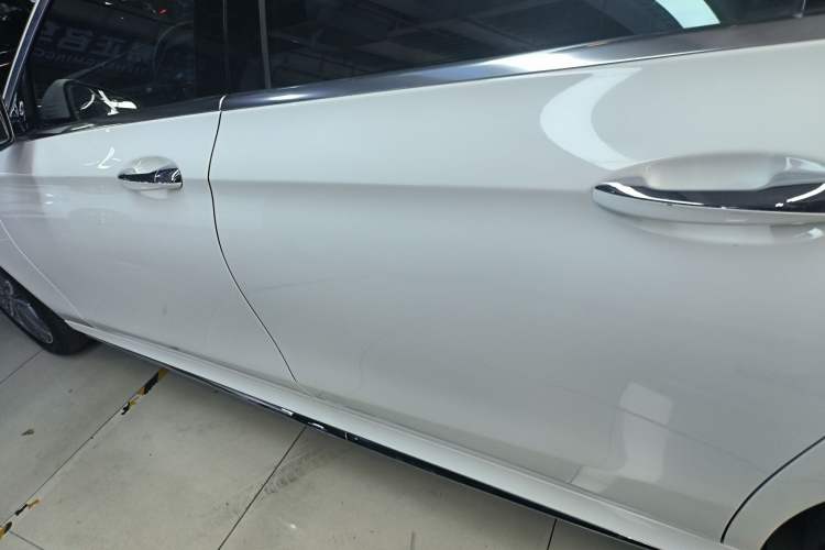 Used Mercedes-Benz E-Class 2021 Restyled E 300 L Sporty and Stylish Edition
