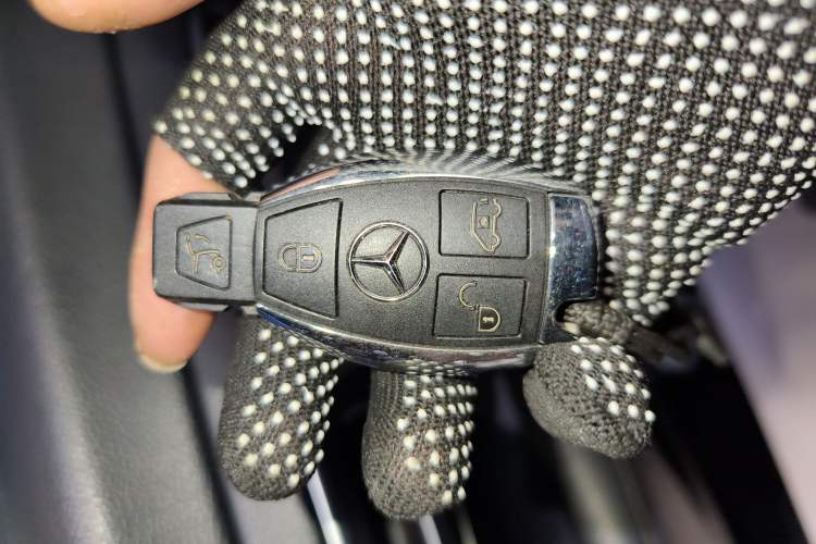 Used Mercedes-Benz V-Class 2020 V 260 Prestige Edition
