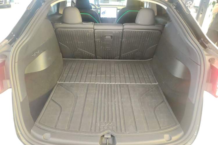 Used Tesla Model Y 2022 Performance High-Performance All-Wheel-Drive Version
