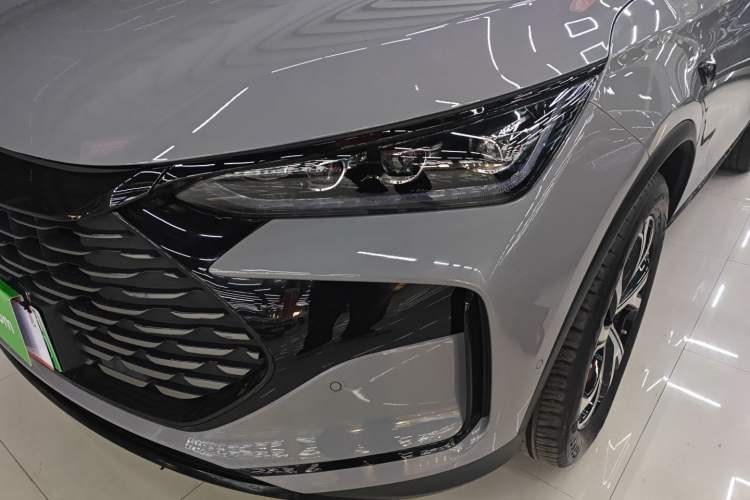 Used BYD Tang New Energy 2025 DM-i 115KM Cloud Ride Flagship Model
