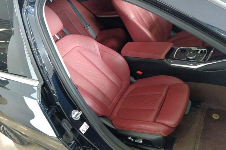 Used BMW 3 Series 2023 325Li M Sport Package
