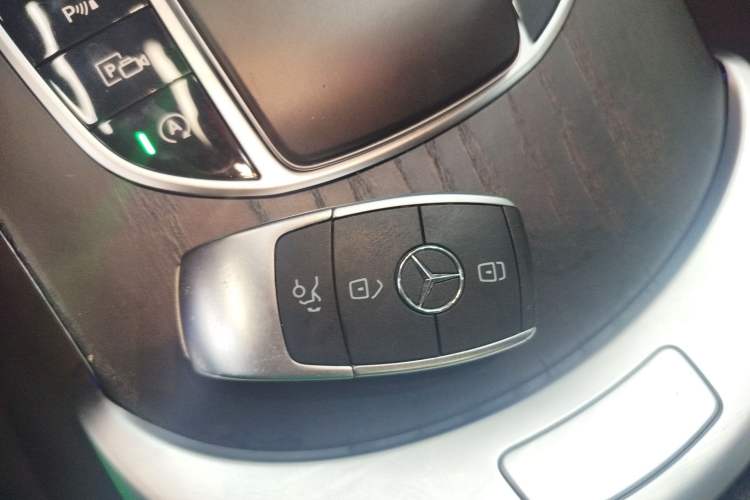 Used Mercedes-Benz C-Class 2021 C 200 L Fashion Edition Sport Version