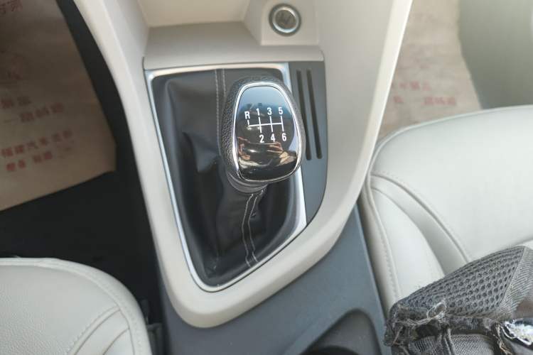 Used Buick GT 2018 15T Manual Elite Version China V Standard
