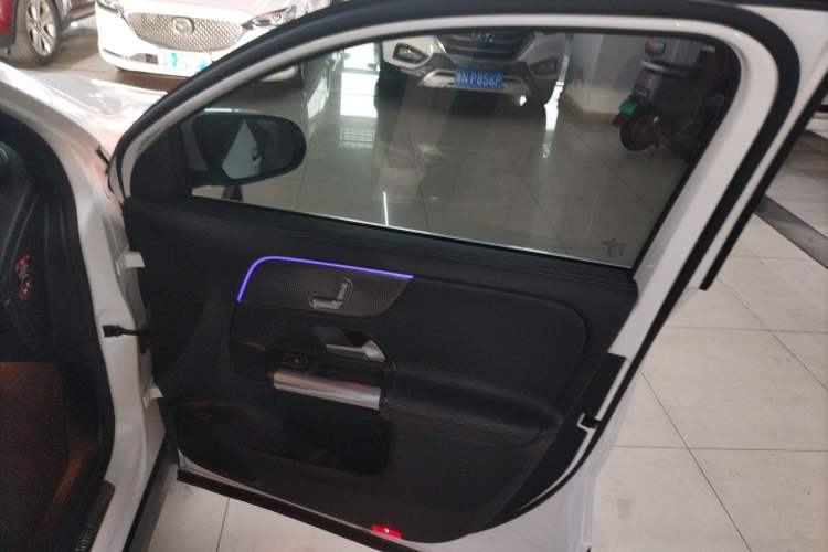 Used Mercedes-Benz GLA 2020 GLA 200
