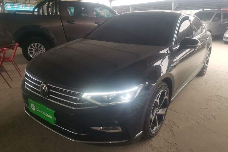 Used Volkswagen Magotan 2023 2 Million Units Commemorative Edition 330TSI DSG Luxury Version