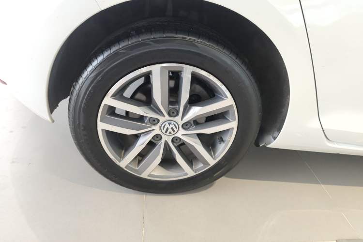 Used Volkswagen Golf 2016 230TSI Automatic Luxury Version