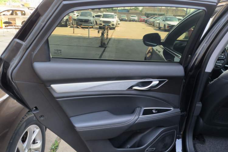 Used Geely Auto Emgrand GT 2021 1.8T Flagship Edition+
