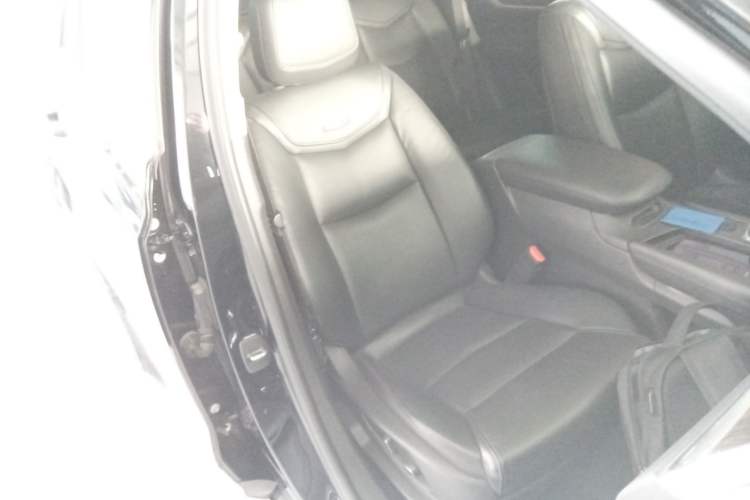 Used Cadillac XT5 2018 25T Luxury Model