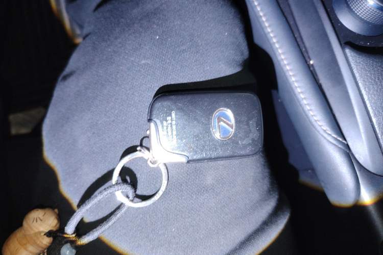 Used Lexus CT 2014 CT200h Comfort Edition Two-Tone