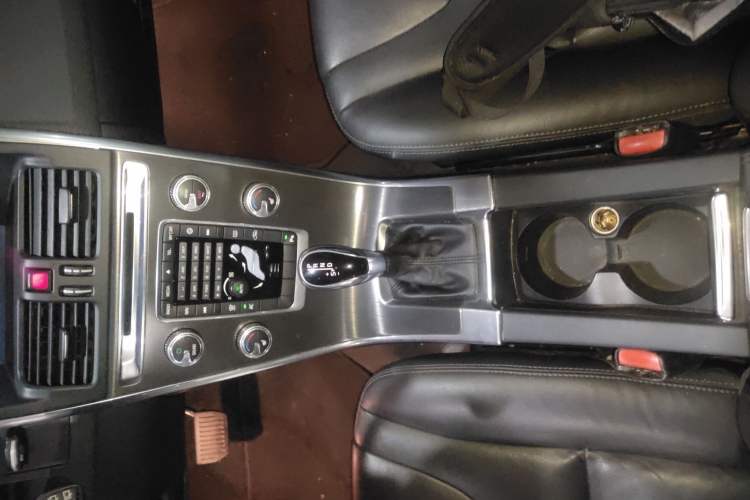 Used Volvo XC60 2015 T5 Zhiyi Edition
